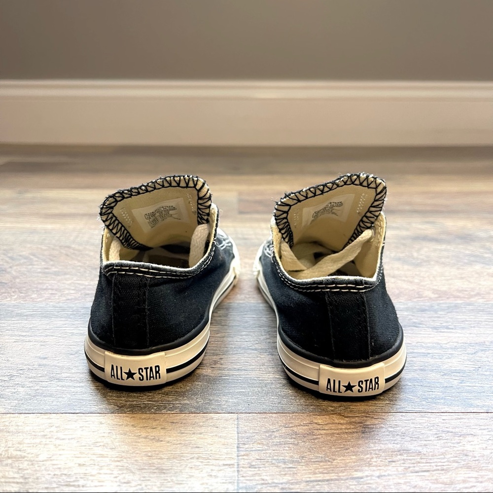 Infant Converse - Picture 5 of 12